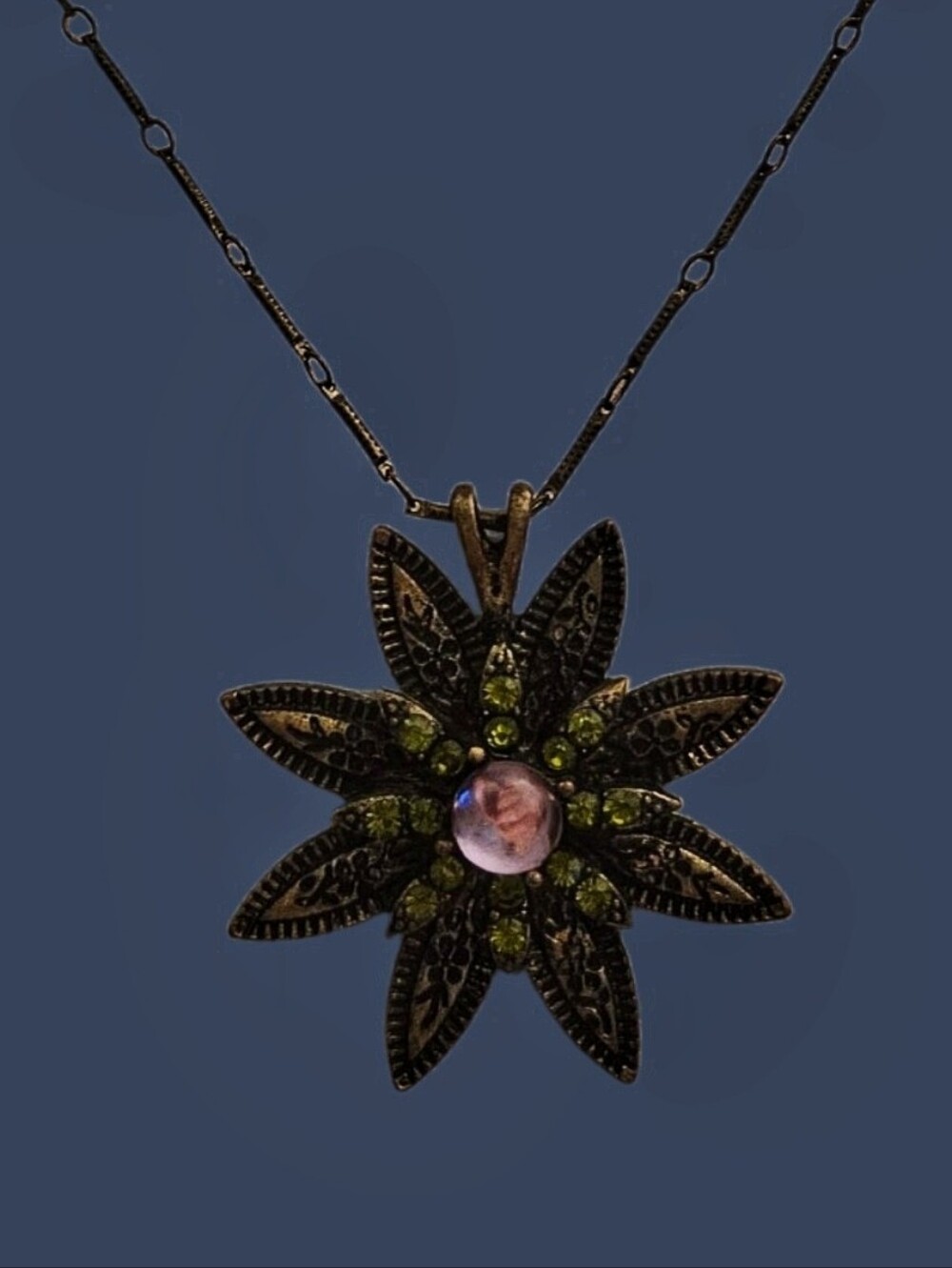 Vintage Delicate Bar Link Ornate Floral Pendant Goddess Necklace